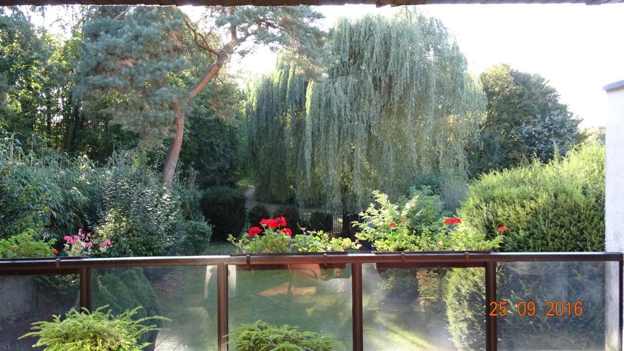 Bed & Breakfast Hotel Helga Hein Дюссельдорф Экстерьер фото